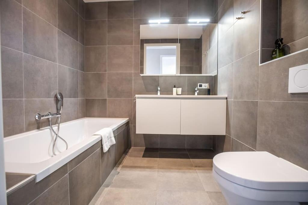 Home Away, Light And Bright Cadzand Ngoại thất bức ảnh